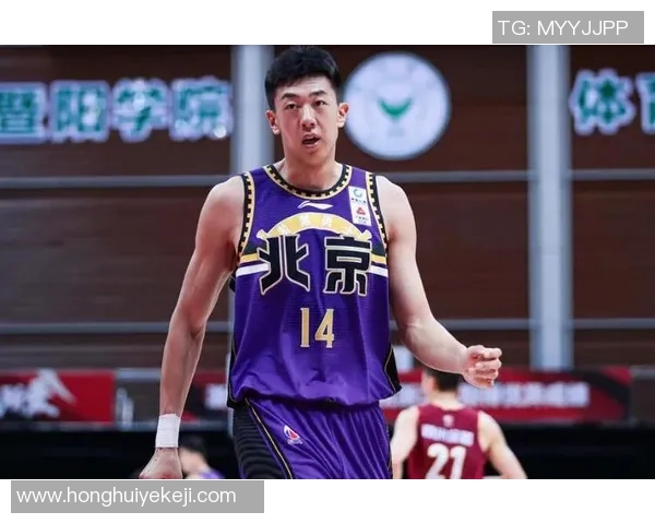 全国锦标赛分析:武汉篮球队展现出色灵活性与战术应变能力 全国锦标赛分析:武汉篮球队展现出色灵活性与战术应变能力